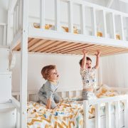 Paturi copii: Spații de vis pentru micuții tăi