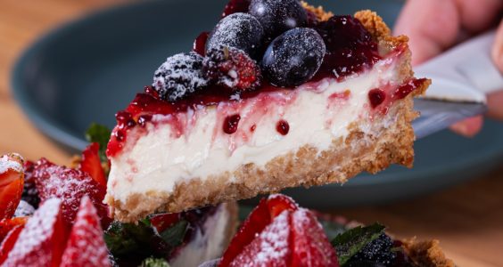Rețeta de cheesecake cu fructe de pădure