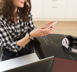Ghid pentru alegerea gadgeturilor ce îmbunătățesc confortul casei