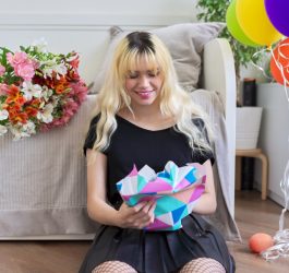 Ce înseamnă când visezi că naști – Ce simbolizează nașterea în vise?