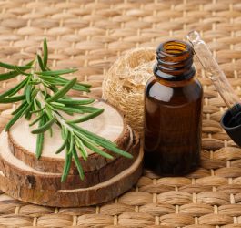 Uleiul de salvie: Soluția naturală pentru revitalizare și relaxare