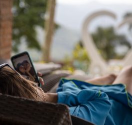Cum să-ți găsești timp pentru relaxare chiar și în zilele aglomerate