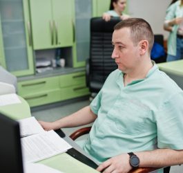 Ce înseamnă cancer stadiul 3 – informații medicale esențiale