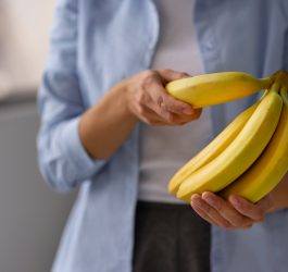 Beneficiile bananelor: O sursă excelentă de energie și vitamine