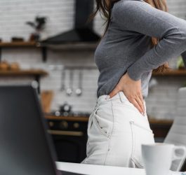 Cum să previi durerile de spate prin exerciții corecte