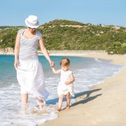 Top plaje pentru familii în Grecia