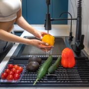 Cum să desfunzi chiuveta rapid cu ingrediente din bucătărie
