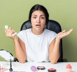 Obiceiuri care îți pot afecta tenul fără să-ți dai seama